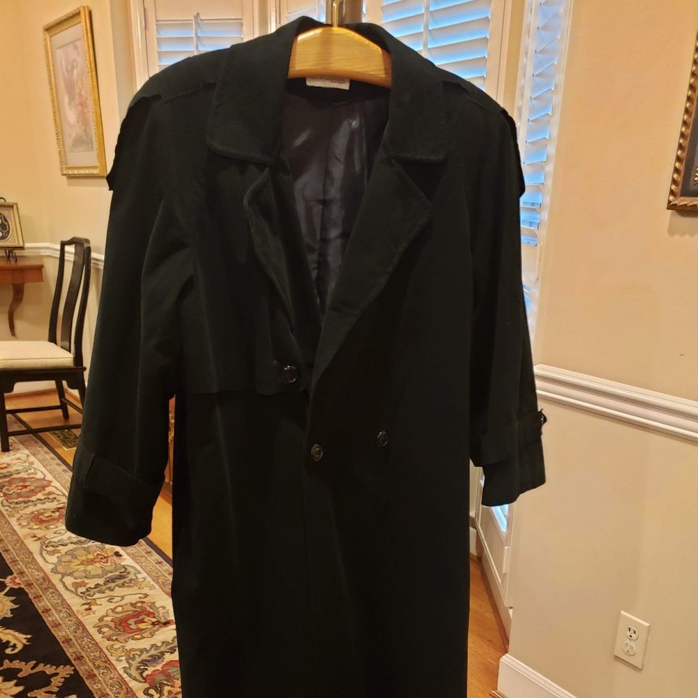 7 Designer Coats - Picture 13 of 15